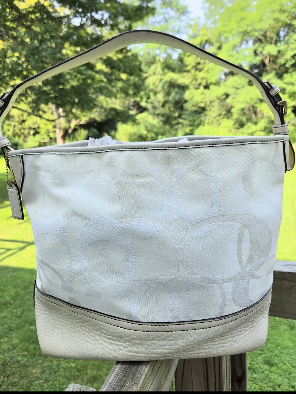 Coach Signature Jacquard And Leather Shoulder Bag in Chalk